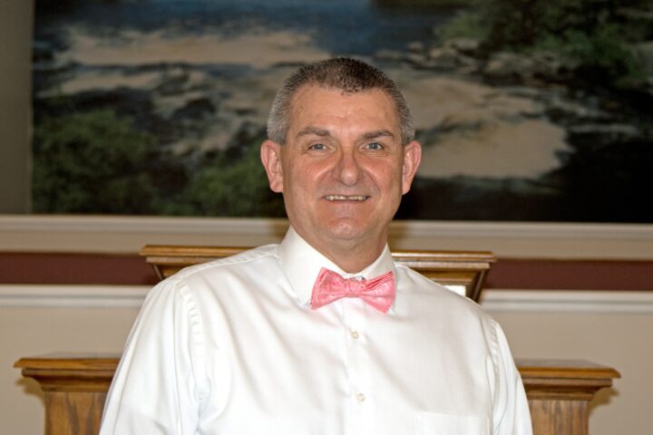 Mark Gaminde, minister